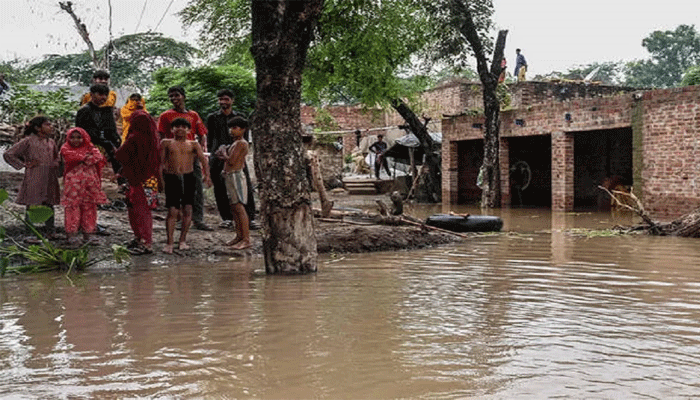 آدھا پنجاب ڈوب گیا، سندھ میں بڑےسیلاب کا خطرہ ،پانی کا اتنا بہائو کبھی نہیں دیکھا،مریم نواز