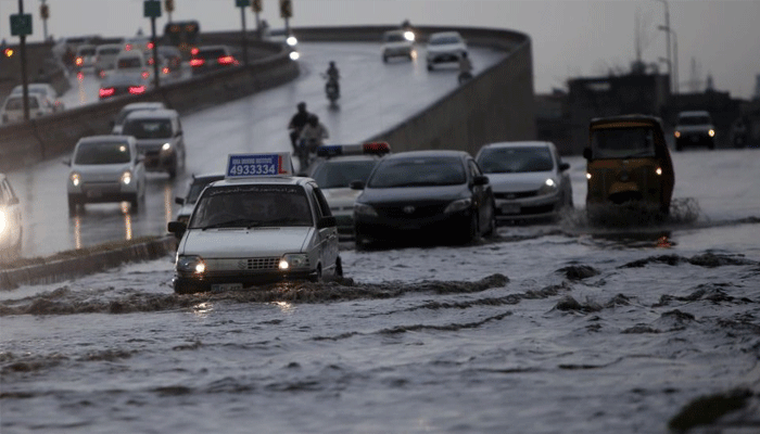 مون سون بارشوں کا نواں سپیل شروع، راوی، ستلج اور چناب میں طغیانی،آندھی ،طوفان،سپر فلڈ