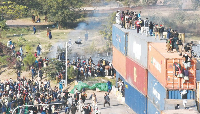 پی ٹی آئی کارکنان کیخلاف 26 نومبر احتجاج کیس،غیرحاضر ملزمان اشتہاری قرار