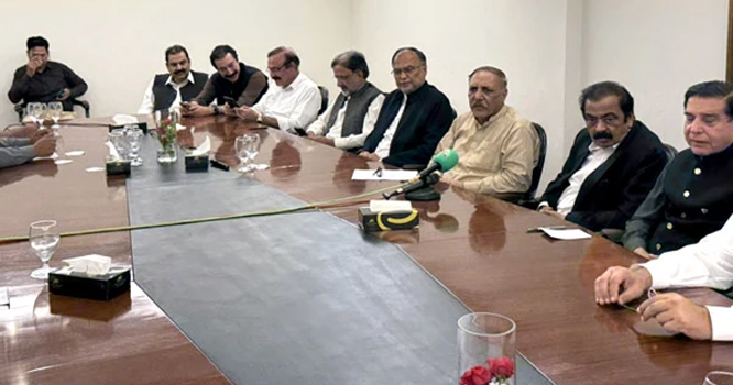 آزاد کشمیر میں حکومتی اور عوامی ایکشن کمیٹی کے درمیان مذاکرات کامیاب