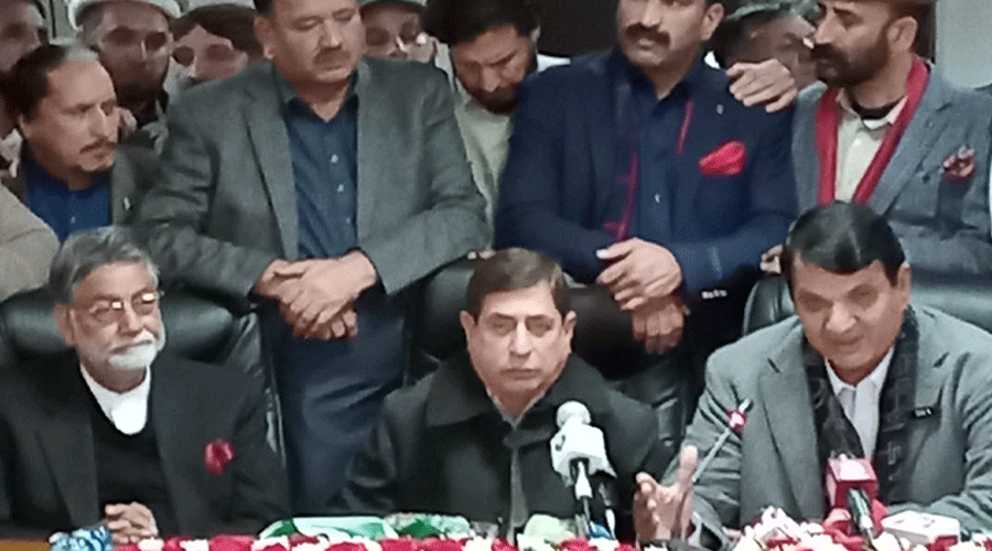 سردار میر اکبر خان نے مسلم لیگ ن میں شمولیت کا اعلان کر دیا