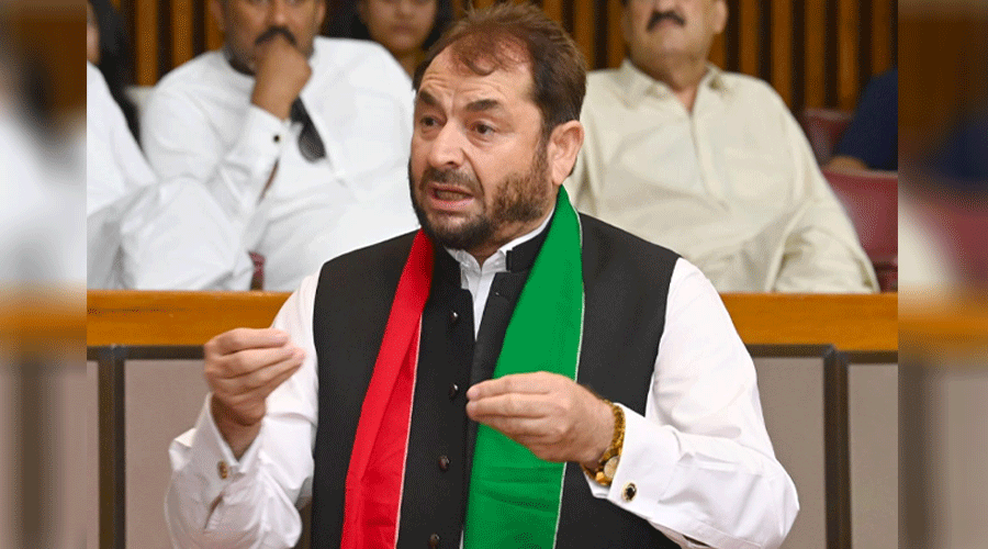 عدم مساوات اور ناانصافی ملک میں امن و امان کے مسائل کو جنم دے رہی ہے،اقبال آفریدی