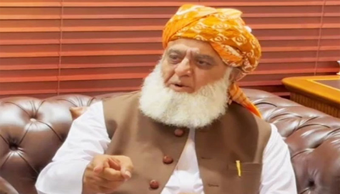 امت مسلمہ ٹرمپ کے دباؤ میں اسرائیل کو سہولت فراہم کررہی ہے،مولانا فضل الرحمان