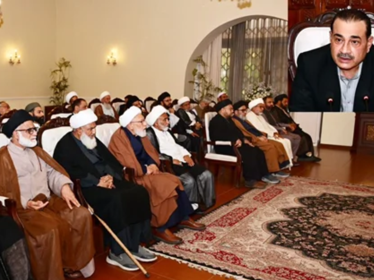 Ulema of Ahl-e-Tasheeh community during their meeting with Chief of Defence Forces (CDF) Field Marshal Asim Munir in Rawalpindi PHOTO: ISPR