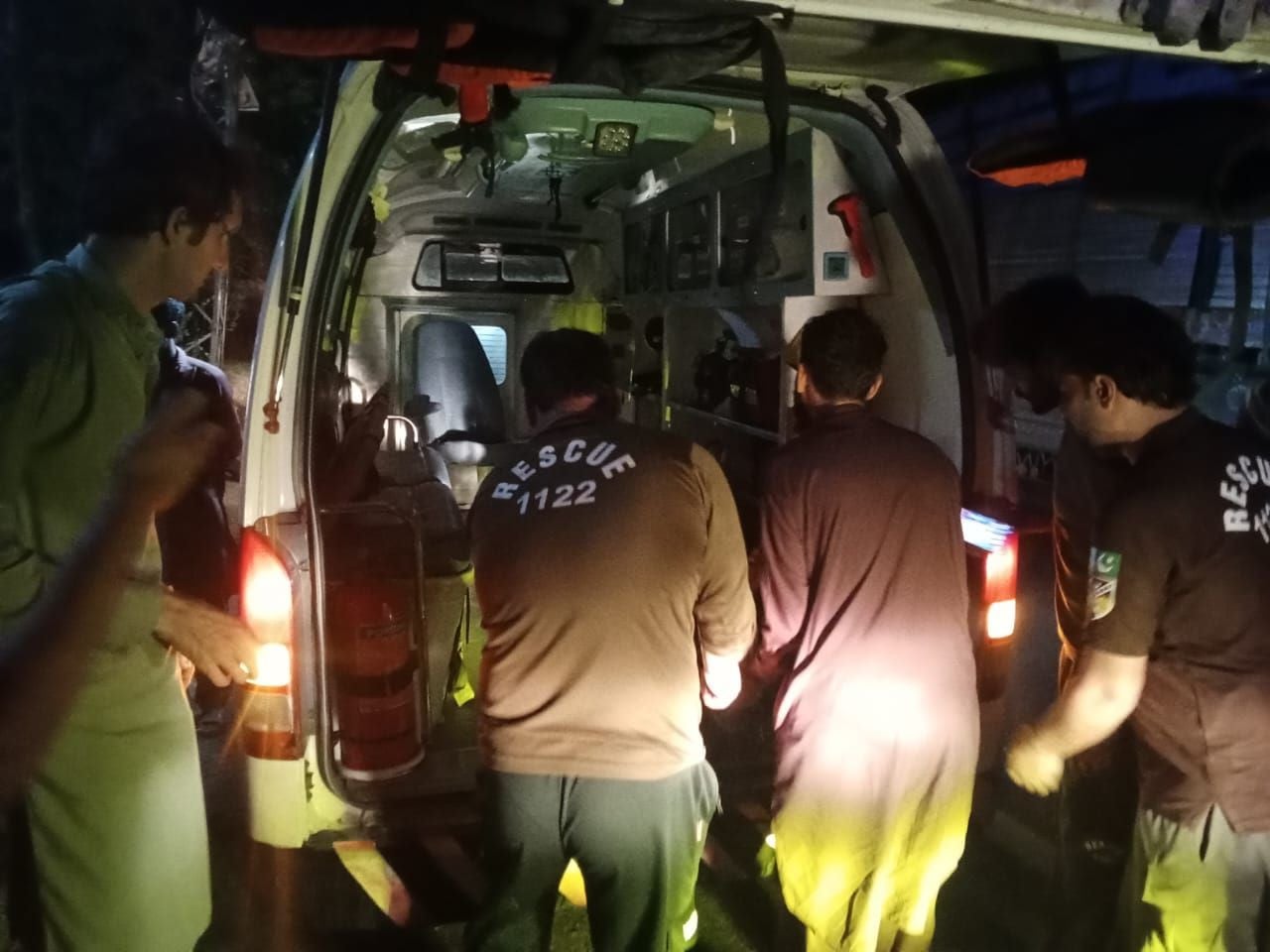 Patients with critical injuries were shifted to Ayub Medical Complex. PHOTO: RESCUE 1122